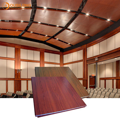 De houten Daling onderaan Akoestisch Aluminiumplafond betegelt/Commercieel Vals Metaalplafond Tengular