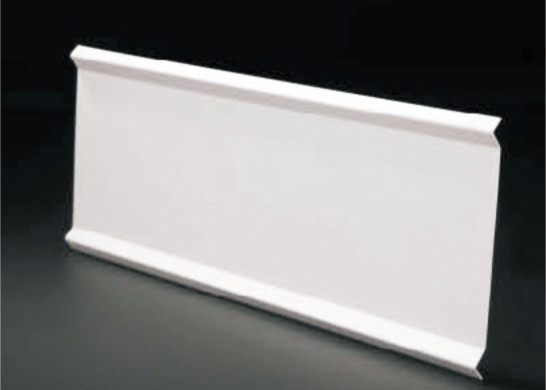 De witte Aluminiumdaling onderaan Plafond betegelt het Decoratieve Geluiddempende Plafond van het Aluminiummetaal
