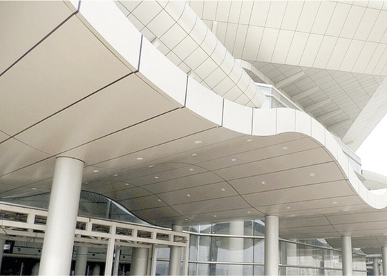 Het bouwcomité van de Honingraatcomposit van het Voorgevels Decoratieve Materiële Aluminium Wind voor Museumopera